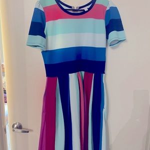 New Amelia with pockets LuLaRoe L